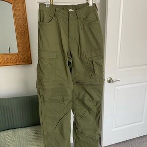 Women’s Size 2 REI Convertible Hiking Pants